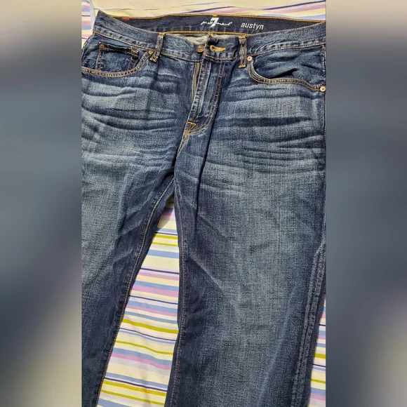 7 For All Mankind jeans Size 34 - Picture 4 of 8